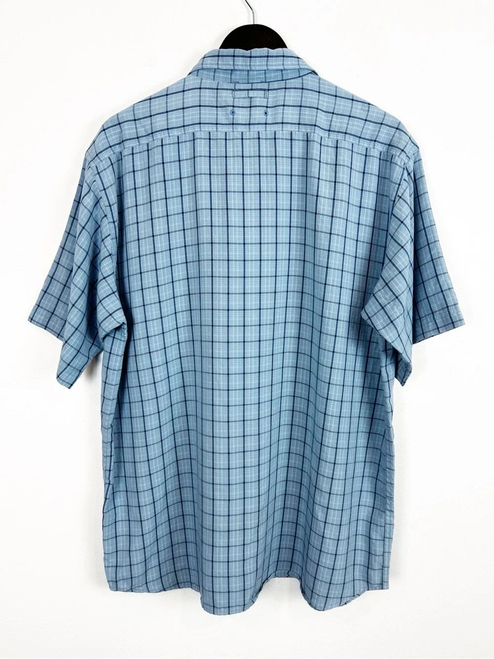 The North Face Men’s Blue Plaid Short-Sleeve Button-Down Shirt Size Large
